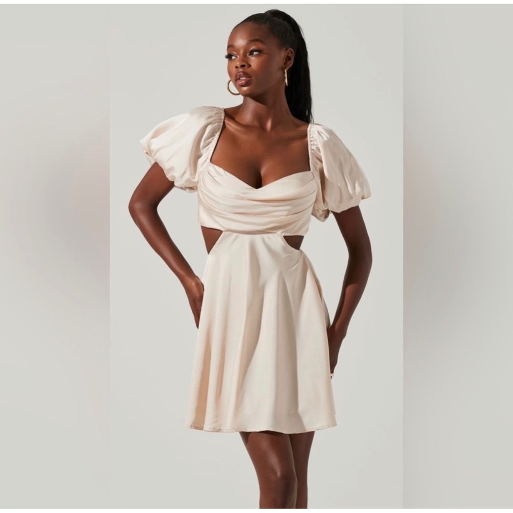 NWT ASTR The Label Clarita Champagne Puff Sleeve Fairy Boho Graduation Dress M
